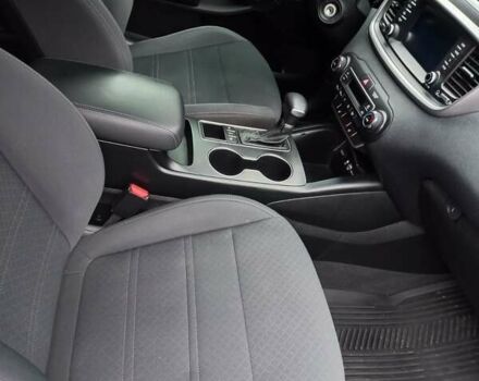 Чорний Кіа Соренто, об'ємом двигуна 3.34 л та пробігом 272 тис. км за 18500 $, фото 41 на Automoto.ua