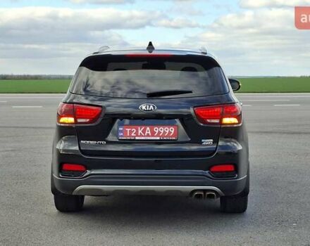 Чорний Кіа Соренто, об'ємом двигуна 2.2 л та пробігом 134 тис. км за 29999 $, фото 7 на Automoto.ua