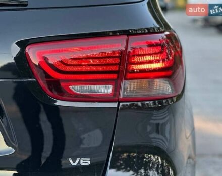 Черный Киа Соренто, объемом двигателя 3.34 л и пробегом 170 тыс. км за 15990 $, фото 8 на Automoto.ua