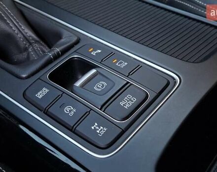 Чорний Кіа Соренто, об'ємом двигуна 2.2 л та пробігом 134 тис. км за 29999 $, фото 72 на Automoto.ua