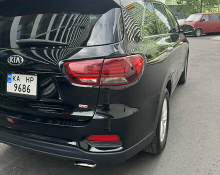 Черный Киа Соренто, объемом двигателя 2.36 л и пробегом 85 тыс. км за 15900 $, фото 9 на Automoto.ua