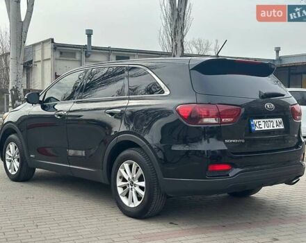 Чорний Кіа Соренто, об'ємом двигуна 2.36 л та пробігом 140 тис. км за 23200 $, фото 3 на Automoto.ua