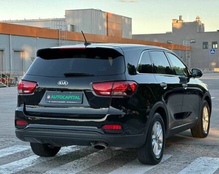 Черный Киа Соренто, объемом двигателя 3.3 л и пробегом 170 тыс. км за 16800 $, фото 7 на Automoto.ua