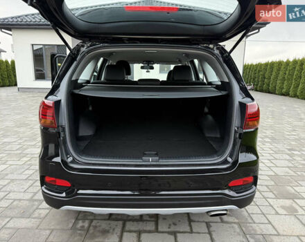 Черный Киа Соренто, объемом двигателя 2.2 л и пробегом 183 тыс. км за 22900 $, фото 20 на Automoto.ua