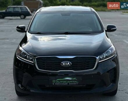 Черный Киа Соренто, объемом двигателя 3.34 л и пробегом 170 тыс. км за 17500 $, фото 4 на Automoto.ua