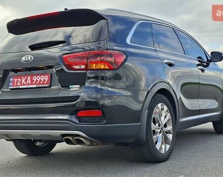 Чорний Кіа Соренто, об'ємом двигуна 2.2 л та пробігом 134 тис. км за 29999 $, фото 13 на Automoto.ua