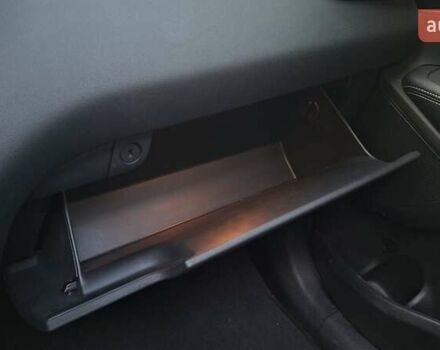 Чорний Кіа Соренто, об'ємом двигуна 2.2 л та пробігом 134 тис. км за 29999 $, фото 42 на Automoto.ua
