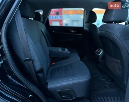 Чорний Кіа Соренто, об'ємом двигуна 3.34 л та пробігом 170 тис. км за 16800 $, фото 16 на Automoto.ua