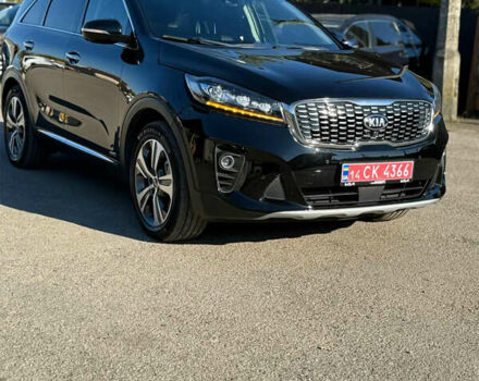 Чорний Кіа Соренто, об'ємом двигуна 2.2 л та пробігом 178 тис. км за 29999 $, фото 1 на Automoto.ua