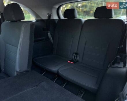 Черный Киа Соренто, объемом двигателя 3.34 л и пробегом 170 тыс. км за 15990 $, фото 17 на Automoto.ua