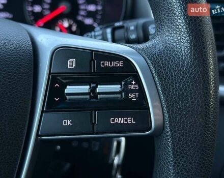 Чорний Кіа Соренто, об'ємом двигуна 3.34 л та пробігом 170 тис. км за 16800 $, фото 23 на Automoto.ua