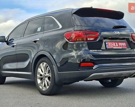 Чорний Кіа Соренто, об'ємом двигуна 2.2 л та пробігом 134 тис. км за 29999 $, фото 12 на Automoto.ua
