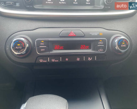 Черный Киа Соренто, объемом двигателя 3.3 л и пробегом 109 тыс. км за 21500 $, фото 24 на Automoto.ua