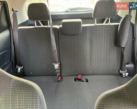 Чорний Кіа Соренто, об'ємом двигуна 3.34 л та пробігом 272 тис. км за 18500 $, фото 32 на Automoto.ua