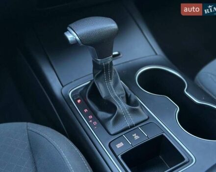 Чорний Кіа Соренто, об'ємом двигуна 3.34 л та пробігом 170 тис. км за 16800 $, фото 25 на Automoto.ua