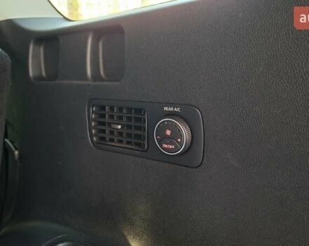 Чорний Кіа Соренто, об'ємом двигуна 2.2 л та пробігом 134 тис. км за 29999 $, фото 74 на Automoto.ua