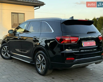 Чорний Кіа Соренто, об'ємом двигуна 2.2 л та пробігом 153 тис. км за 27900 $, фото 9 на Automoto.ua