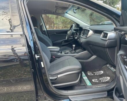 Чорний Кіа Соренто, об'ємом двигуна 2.4 л та пробігом 149 тис. км за 16800 $, фото 12 на Automoto.ua