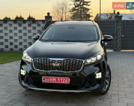 Чорний Кіа Соренто, об'ємом двигуна 2.2 л та пробігом 153 тис. км за 27900 $, фото 4 на Automoto.ua