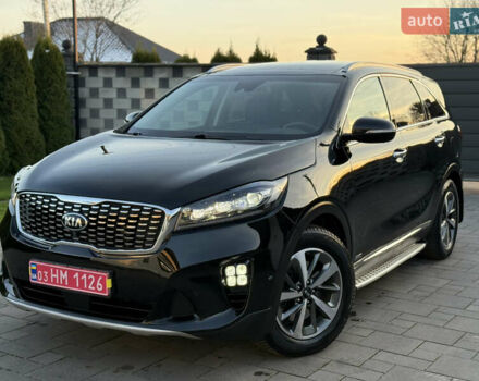 Чорний Кіа Соренто, об'ємом двигуна 2.2 л та пробігом 153 тис. км за 27900 $, фото 1 на Automoto.ua