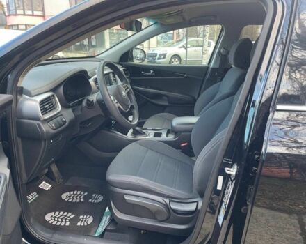 Чорний Кіа Соренто, об'ємом двигуна 2.4 л та пробігом 149 тис. км за 16800 $, фото 7 на Automoto.ua