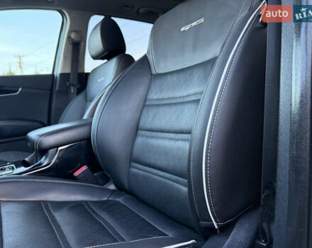 Чорний Кіа Соренто, об'ємом двигуна 2.2 л та пробігом 153 тис. км за 27900 $, фото 28 на Automoto.ua