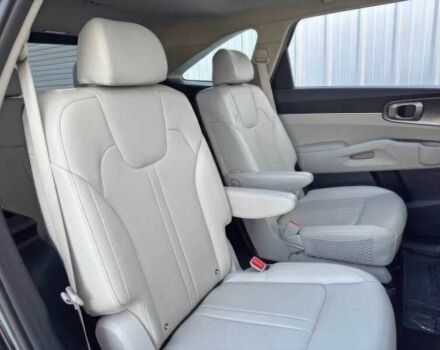 Чорний Кіа Соренто, об'ємом двигуна 1.6 л та пробігом 34 тис. км за 5000 $, фото 16 на Automoto.ua