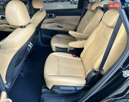 Чорний Кіа Соренто, об'ємом двигуна 2.2 л та пробігом 121 тис. км за 33500 $, фото 26 на Automoto.ua