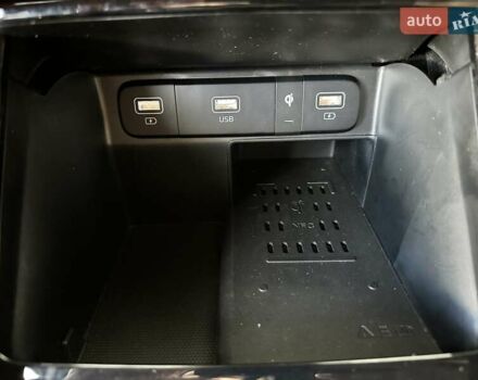 Чорний Кіа Соренто, об'ємом двигуна 2.2 л та пробігом 121 тис. км за 33500 $, фото 38 на Automoto.ua
