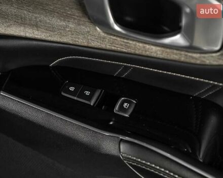 Черный Киа Соренто, объемом двигателя 2.5 л и пробегом 88 тыс. км за 35900 $, фото 12 на Automoto.ua