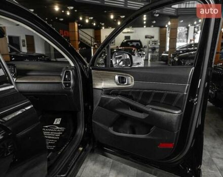 Черный Киа Соренто, объемом двигателя 2.5 л и пробегом 88 тыс. км за 35900 $, фото 13 на Automoto.ua