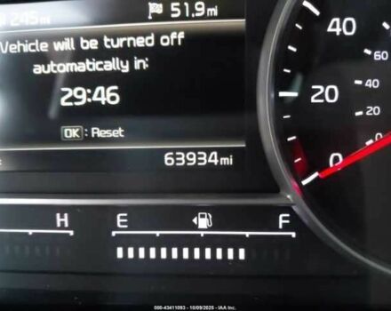 Чорний Кіа Соренто, об'ємом двигуна 2.5 л та пробігом 102 тис. км за 7500 $, фото 14 на Automoto.ua