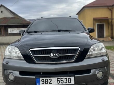 Черный Киа Соренто, объемом двигателя 2.5 л и пробегом 280 тыс. км за 3999 $, фото 1 на Automoto.ua