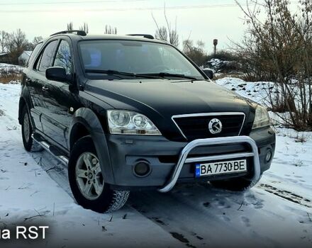 Черный Киа Соренто, объемом двигателя 2.5 л и пробегом 400 тыс. км за 5600 $, фото 1 на Automoto.ua