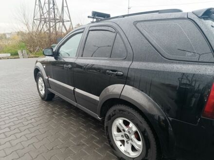Черный Киа Соренто, объемом двигателя 3.5 л и пробегом 327 тыс. км за 3400 $, фото 1 на Automoto.ua