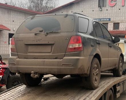 Черный Киа Соренто, объемом двигателя 0 л и пробегом 295 тыс. км за 2000 $, фото 1 на Automoto.ua