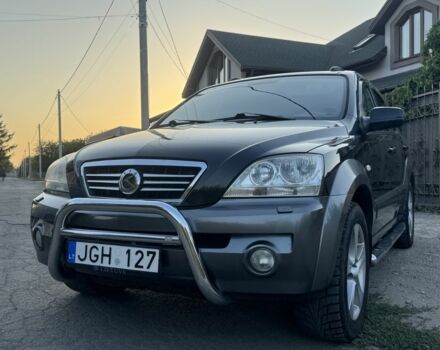 Чорний Кіа Соренто, об'ємом двигуна 2.5 л та пробігом 370 тис. км за 4850 $, фото 1 на Automoto.ua