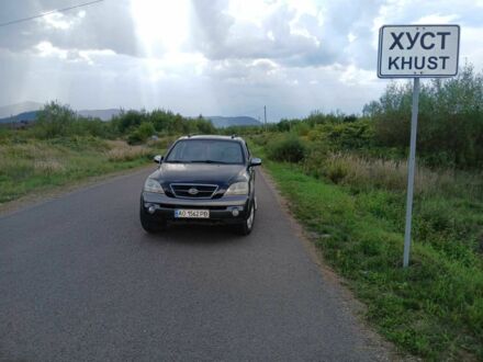 Кіа Соренто 2005 у Хусте на Automoto.ua Чорний Кіа Соренто, об'ємом двигуна 2.5 л та пробігом 292 тис. км за 6500 $, фото 1 на Automoto.ua