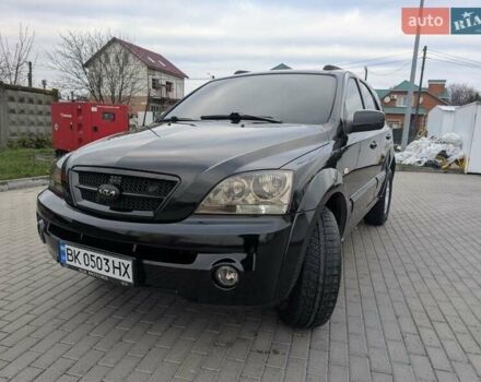 Черный Киа Соренто, объемом двигателя 2.5 л и пробегом 300 тыс. км за 8000 $, фото 1 на Automoto.ua