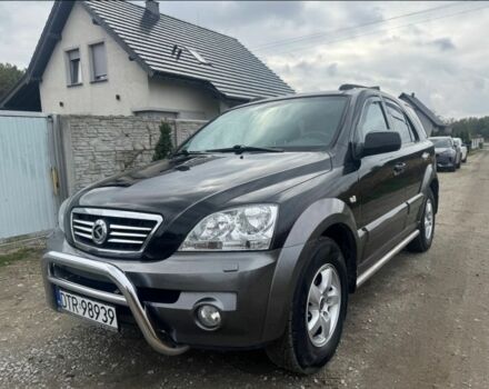 Черный Киа Соренто, объемом двигателя 2.5 л и пробегом 247 тыс. км за 3500 $, фото 1 на Automoto.ua