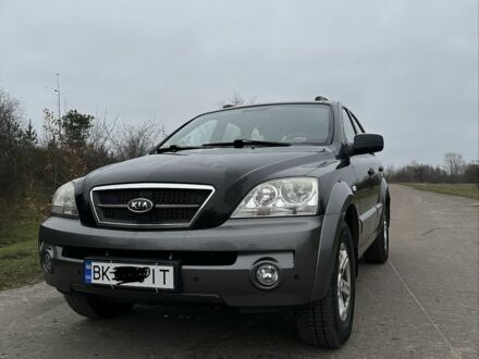 Черный Киа Соренто, объемом двигателя 2.5 л и пробегом 280 тыс. км за 4300 $, фото 1 на Automoto.ua
