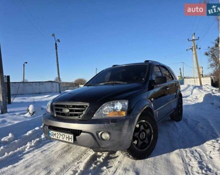Черный Киа Соренто, объемом двигателя 2.5 л и пробегом 370 тыс. км за 6600 $, фото 1 на Automoto.ua
