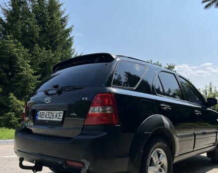 Черный Киа Соренто, объемом двигателя 2.5 л и пробегом 355 тыс. км за 8200 $, фото 1 на Automoto.ua