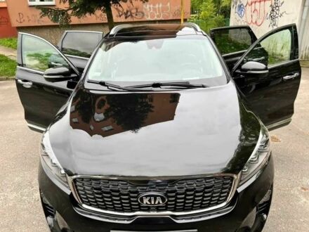 Киа Соренто 2017 в Киеве на Automoto.ua Черный Киа Соренто, объемом двигателя 2.4 л и пробегом 100 тыс. км за 9800 $, фото 1 на Automoto.ua