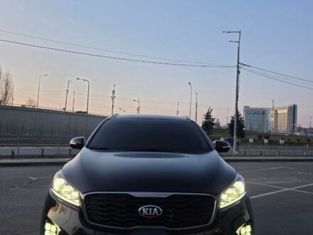 Чорний Кіа Соренто, об'ємом двигуна 2.2 л та пробігом 146 тис. км за 27500 $, фото 1 на Automoto.ua