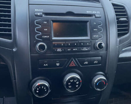 Фиолетовый Киа Соренто, объемом двигателя 2.4 л и пробегом 298 тыс. км за 9700 $, фото 17 на Automoto.ua