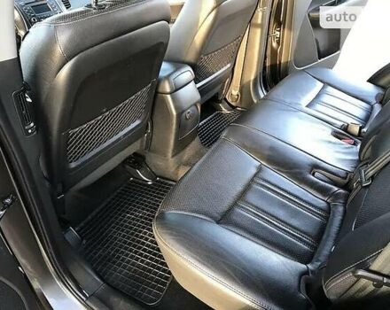 Коричневый Киа Соренто, объемом двигателя 2.2 л и пробегом 274 тыс. км за 14000 $, фото 5 на Automoto.ua