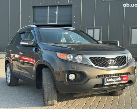 Коричневий Кіа Соренто, об'ємом двигуна 2.2 л та пробігом 219 тис. км за 13890 $, фото 13 на Automoto.ua