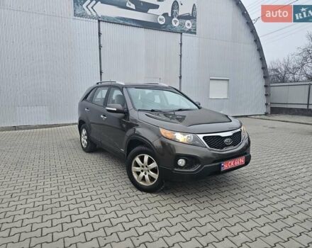 Коричневий Кіа Соренто, об'ємом двигуна 2.2 л та пробігом 265 тис. км за 10999 $, фото 31 на Automoto.ua