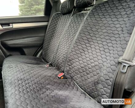 Коричневий Кіа Соренто, об'ємом двигуна 2.2 л та пробігом 215 тис. км за 14490 $, фото 9 на Automoto.ua